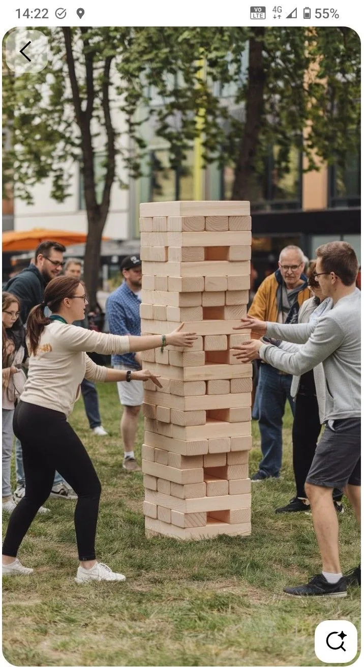 Houten reuzen Jenga als trouwfeest entertainment